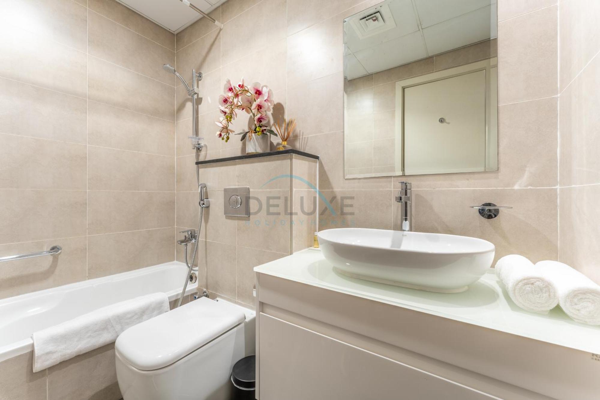 Near Golf Club High Apartment Dubai